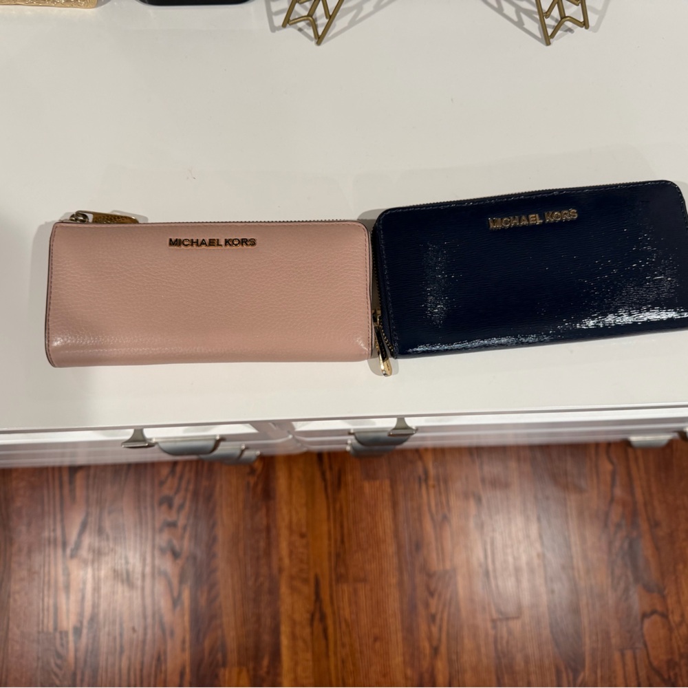 Michael Kors Blush and Blue (Navy) Wallet Duo